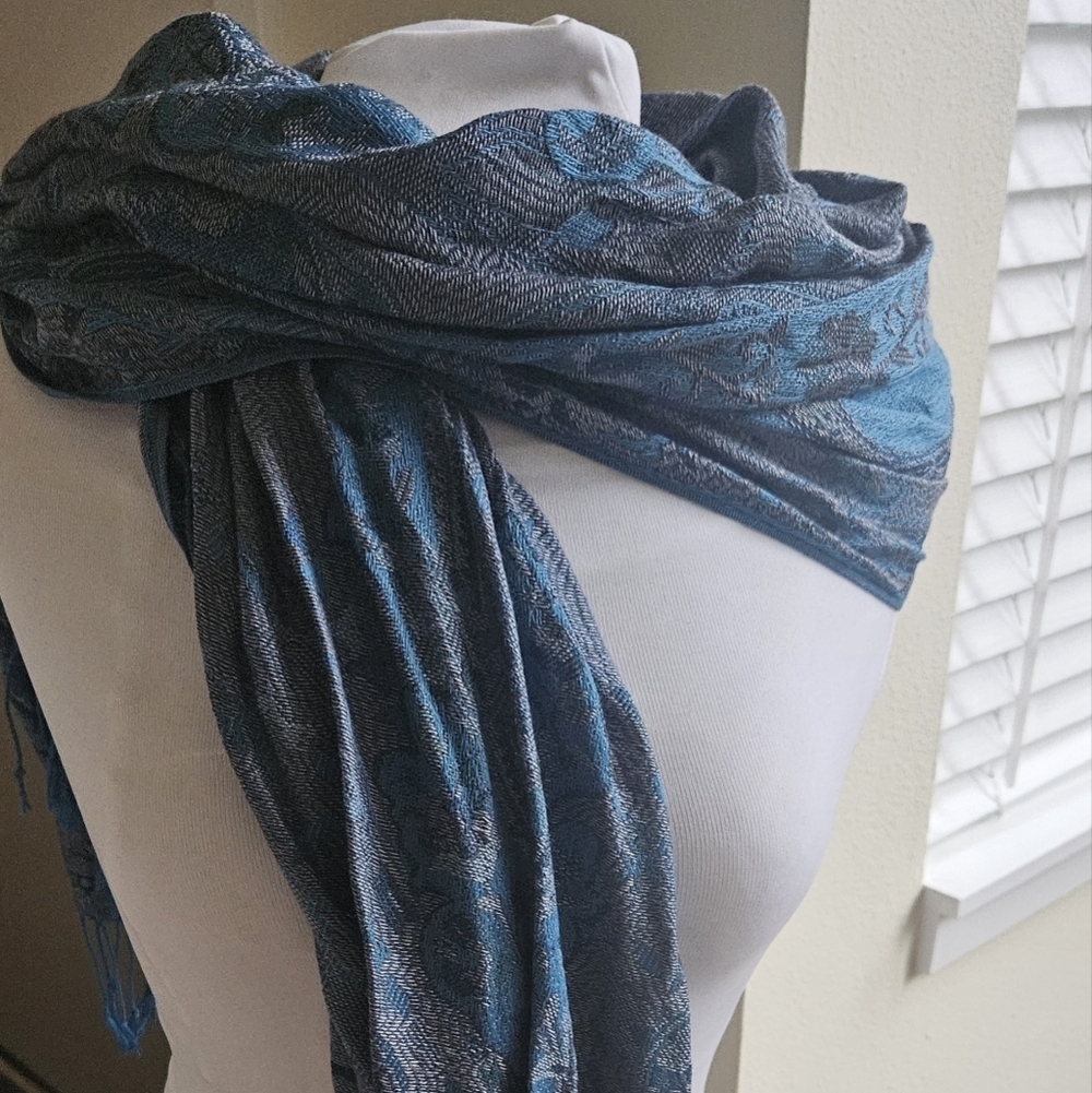 Beautiful Cashmere Blend Scarf Pashmina Shawl Abu Dhabi Blue/Turquoise Pattern - Picture 2 of 6